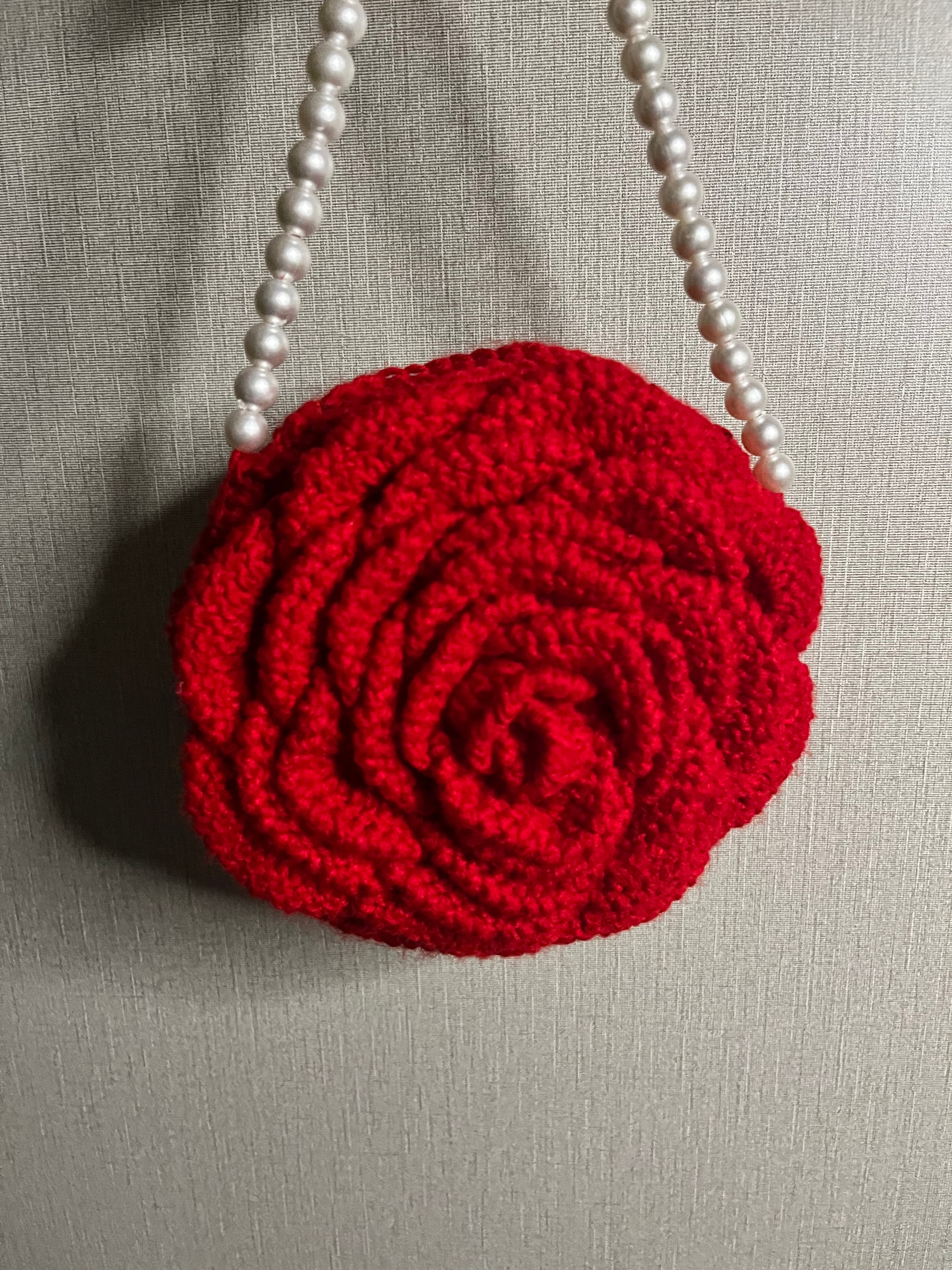 Rose crochet bag