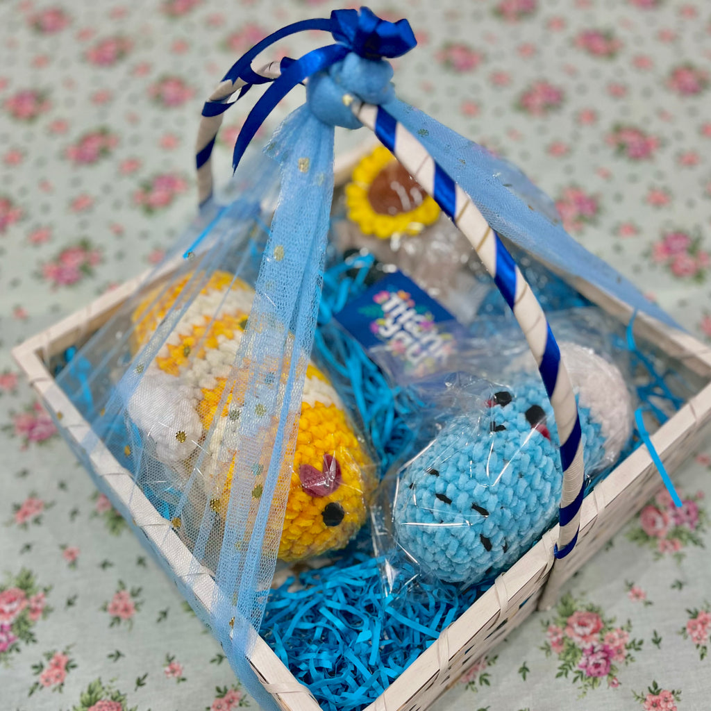 Crochet gift basket